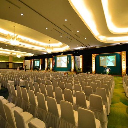 Ipb Convention Hotel Botani Square Bogor Ngoại thất bức ảnh
