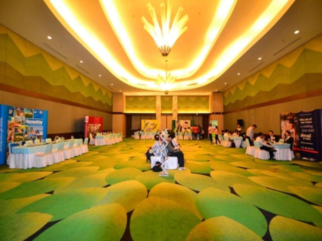 Ipb Convention Hotel Botani Square Bogor Ngoại thất bức ảnh
